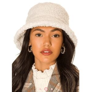 8 Other Reasons White Bucket Hat